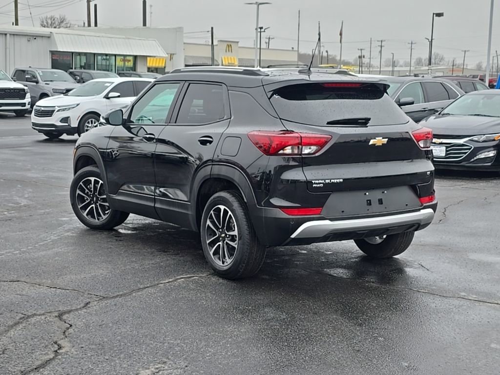 Used 2025 Chevrolet TrailBlazer LT w/ Convenience Package image 49