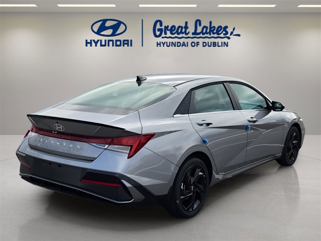 New 2026 Hyundai Elantra SEL Sport image 5