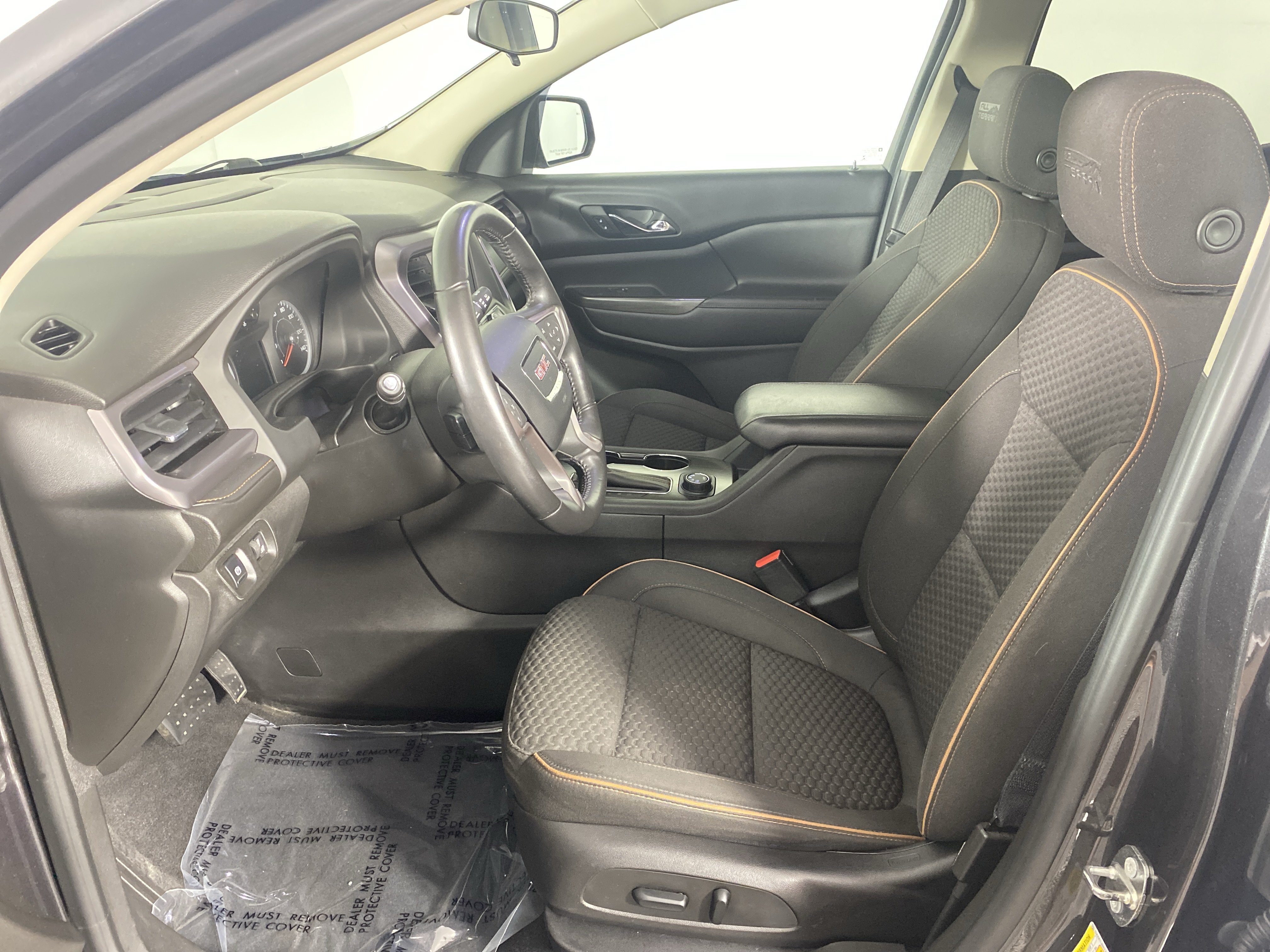 Used 2017 GMC Acadia SLE w/ Driver Alert Package I AWD/4WD image 16