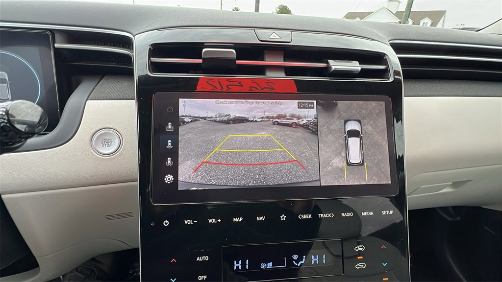 Used 2024 Hyundai Tucson Limited image 32