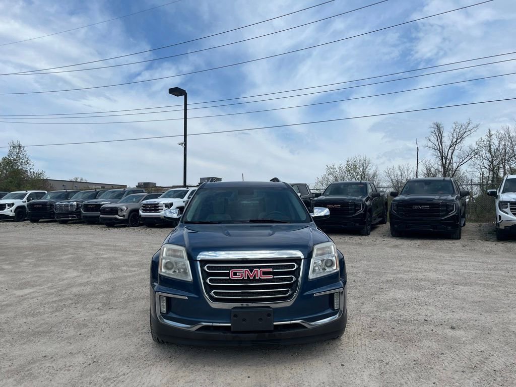 Used 2017 GMC Terrain SLT w/ Open Road Package FWD image 3