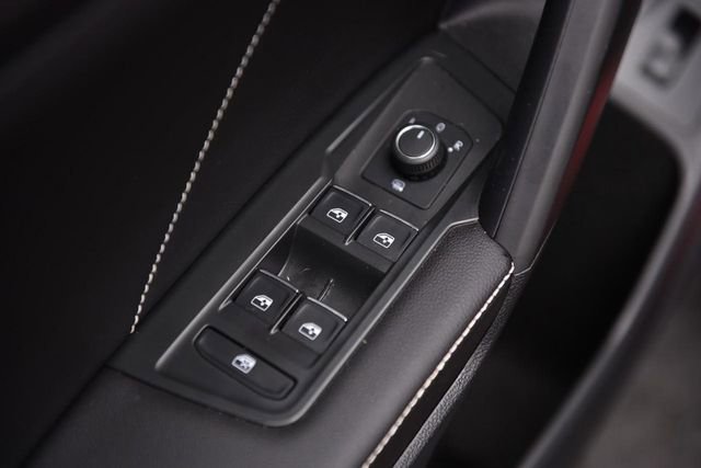 Certified 2024 Volkswagen Tiguan SE AWD/4WD image 8