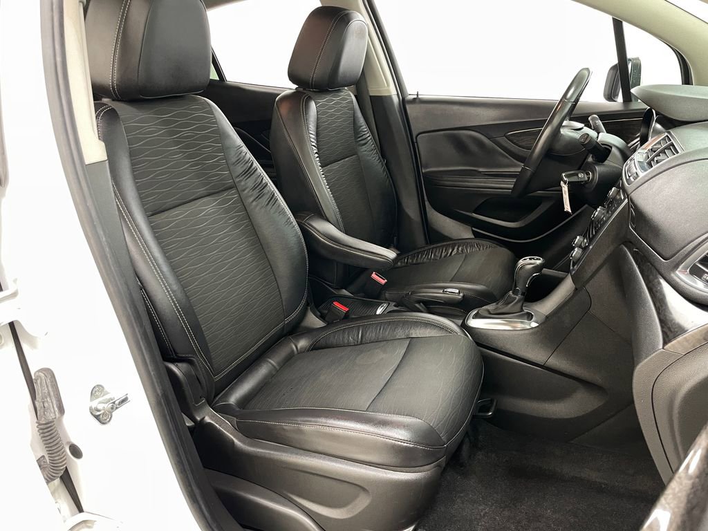 Used 2016 Buick Encore FWD image 34