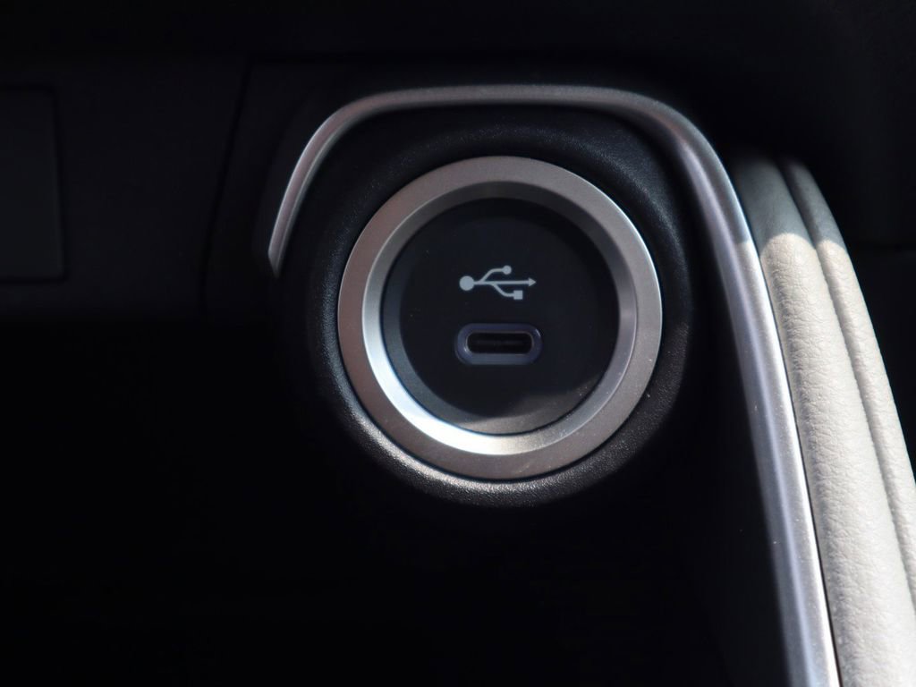 Used 2025 Toyota Grand Highlander AWD image 26