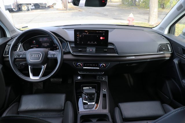 Used 2024 Audi Q5 2.0T Premium Plus image 17