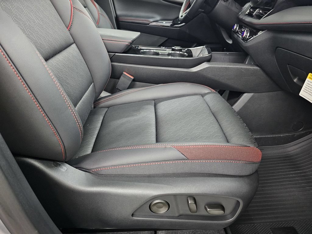 New 2027 Chevrolet Equinox RS w/ Safety and Technology Package AWD/4WD image 24