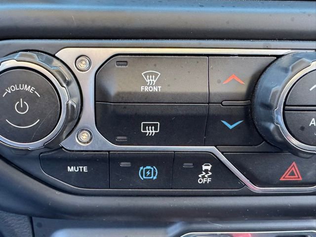 Used 2023 Jeep Wrangler Unlimited Rubicon 4xe image 24