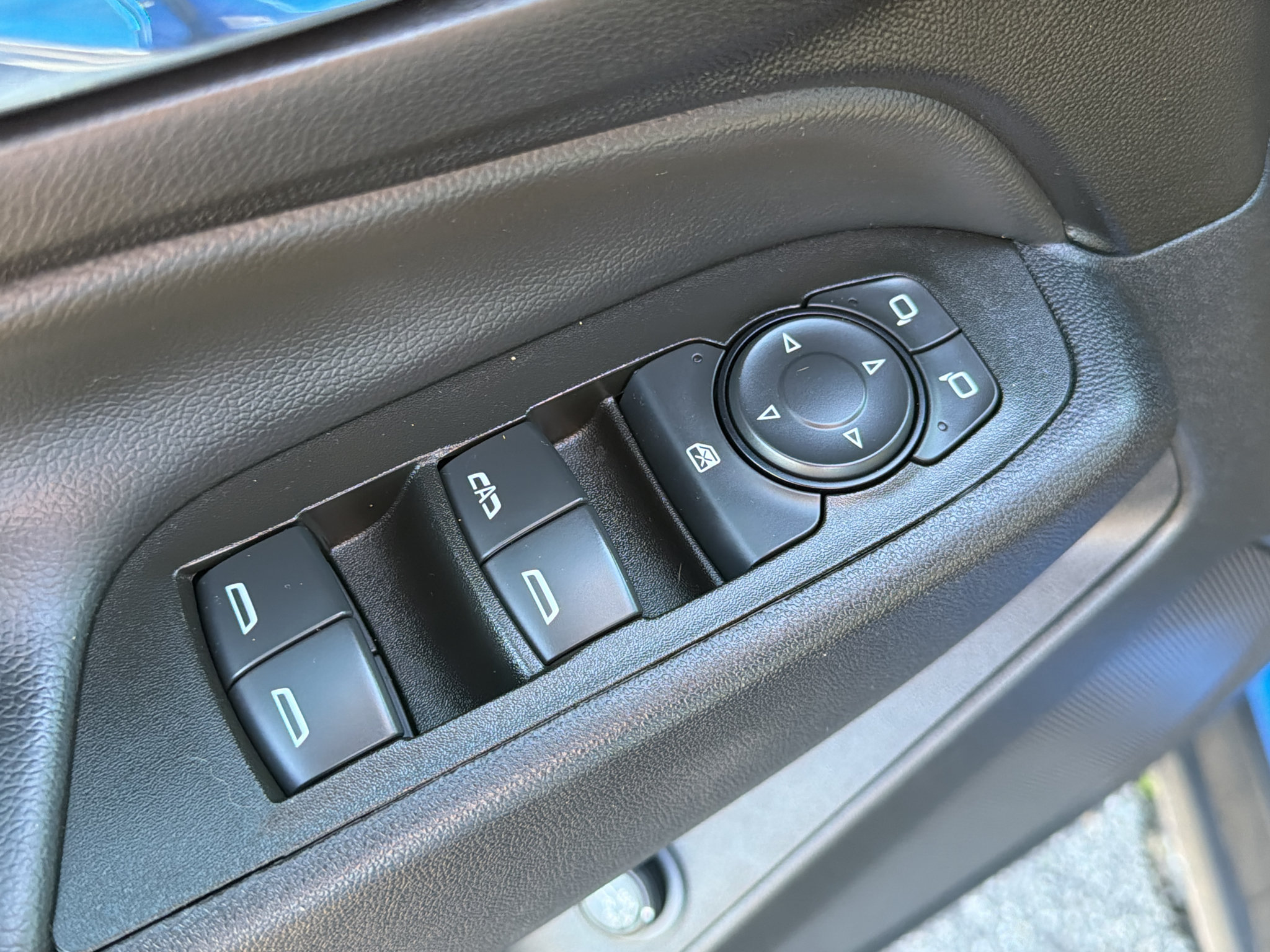 Used 2024 Chevrolet Equinox LT AWD/4WD image 12