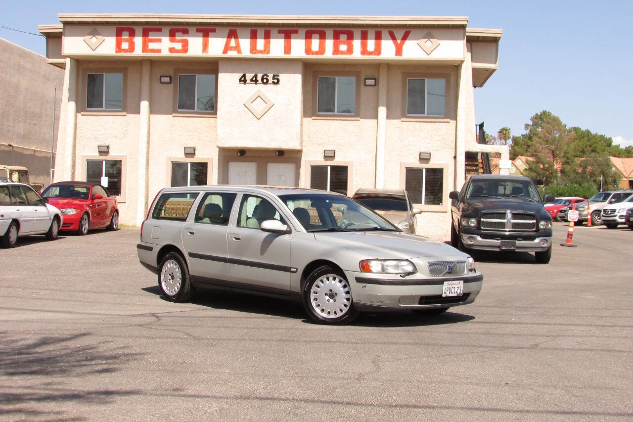 Used 2001 Volvo V70 image 1
