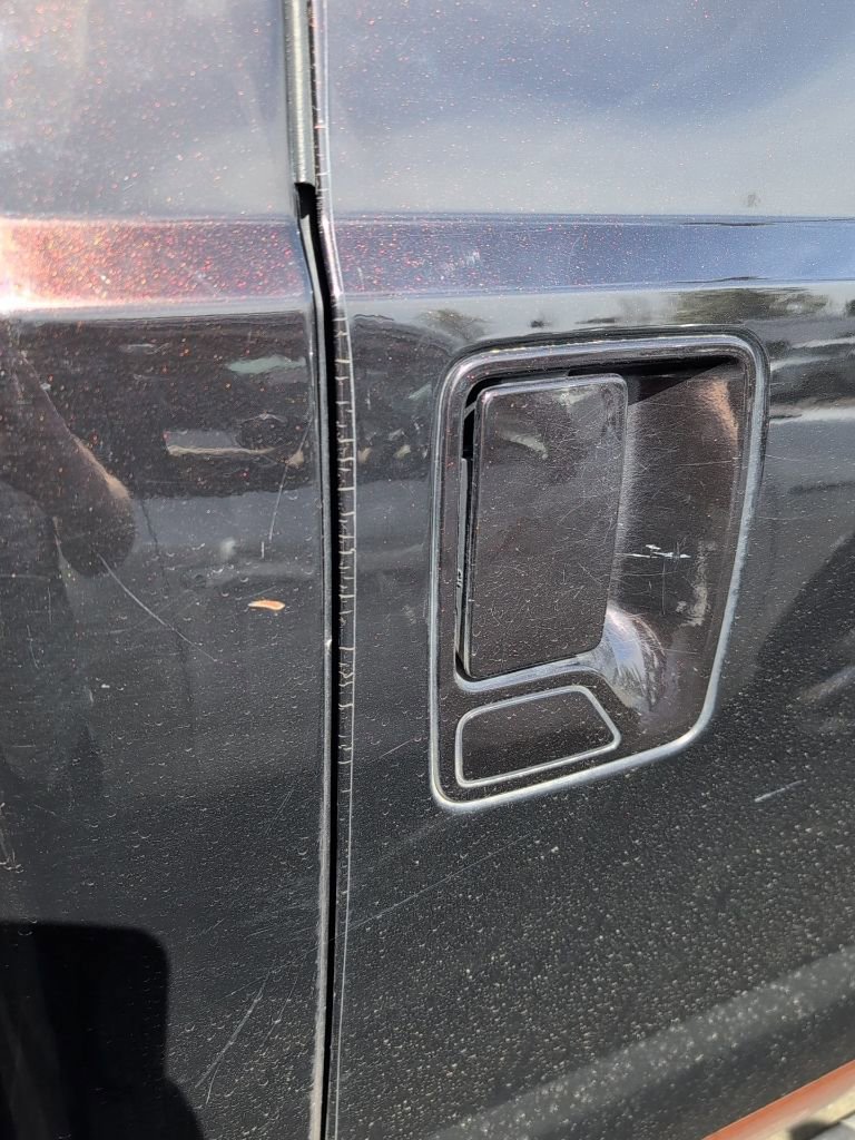 Used 2014 Ford F350 Lariat image 11