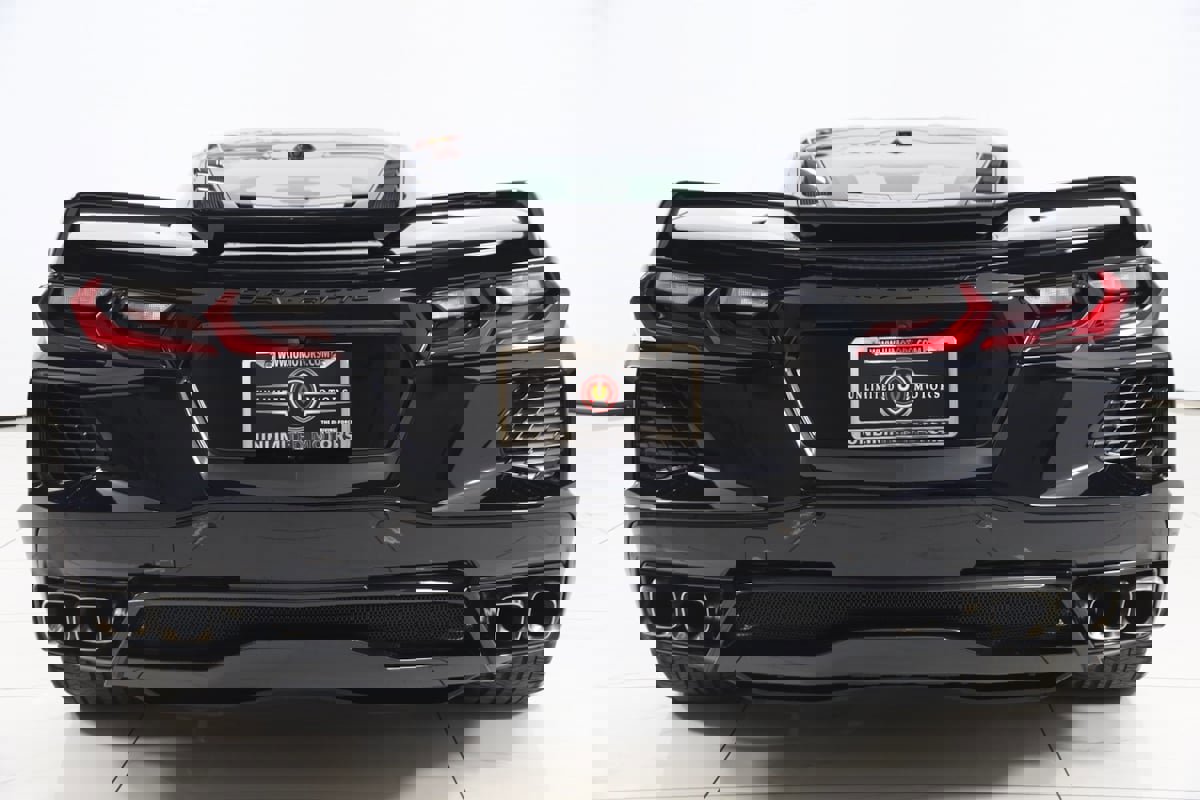 Used 2020 Chevrolet Corvette Stingray Premium Cpe w/ 3LT Preferred Equipment Group image 6