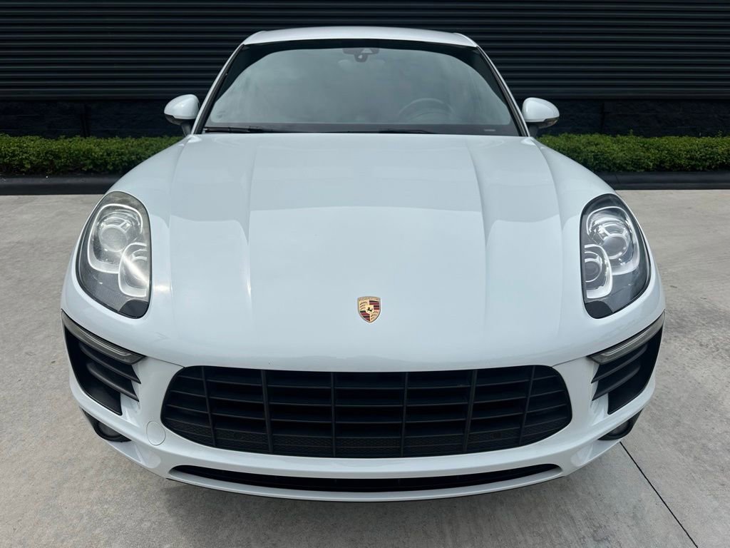 Certified 2017 Porsche Macan AWD/4WD image 8