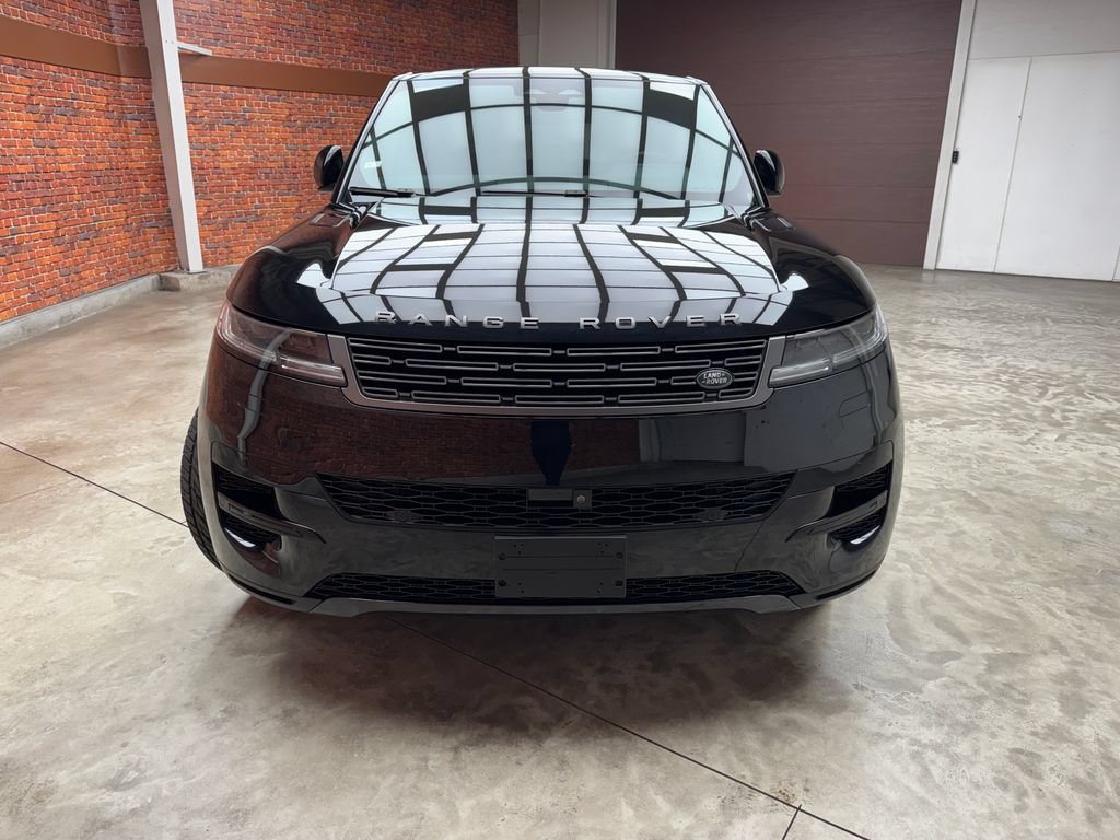 Used 2024 Land Rover Range Rover Sport SE AWD/4WD image 8