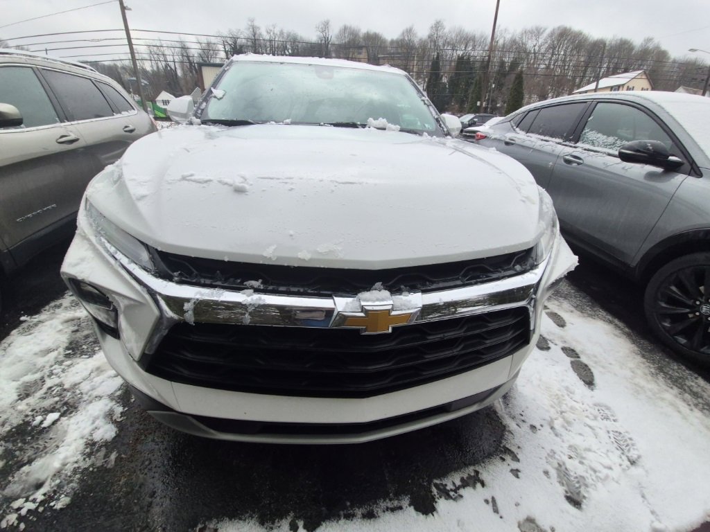 Used 2023 Chevrolet Blazer LT w/ Convenience Package image 2