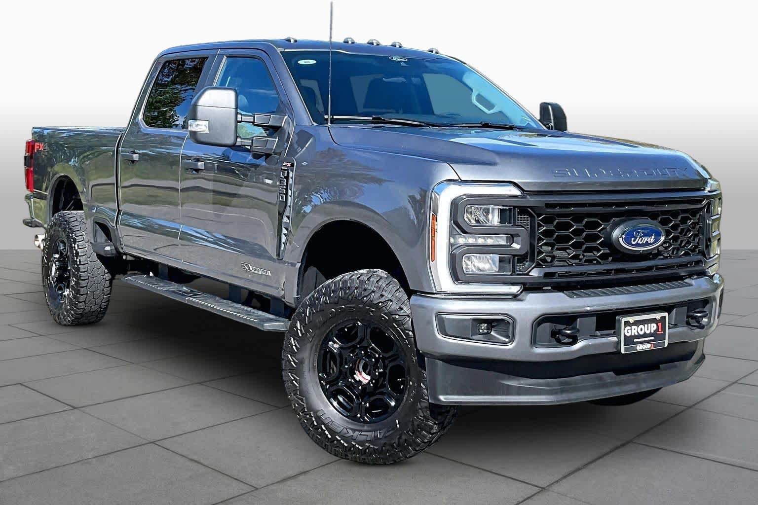 Used 2025 Ford F350 XL w/ STX Appearance Package AWD/4WD image 3
