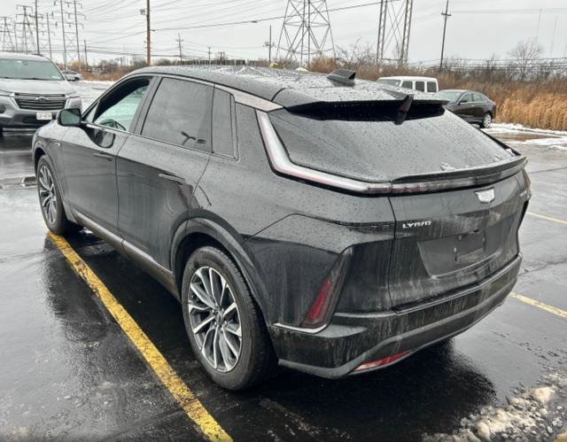 Used 2024 Cadillac Lyriq Sport image 5