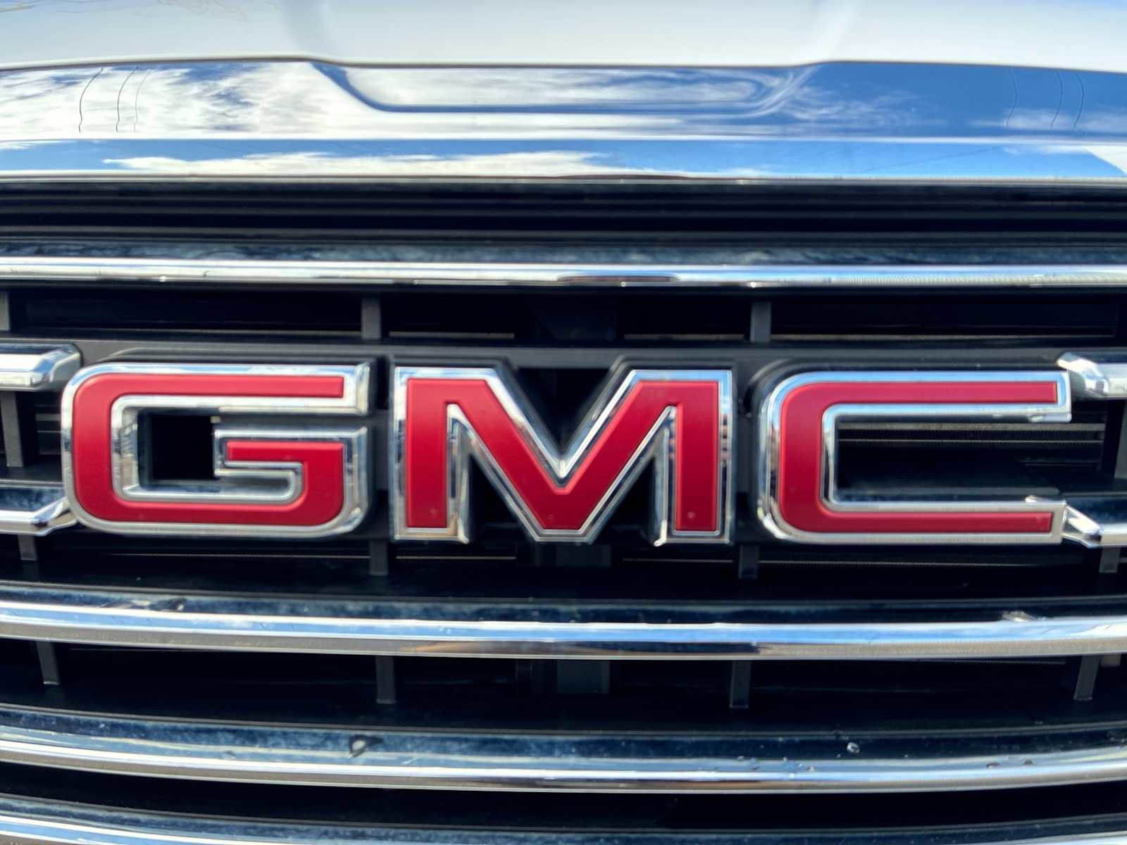 Certified 2024 GMC Terrain SLT w/ LPO, Floor Liner Package image 30