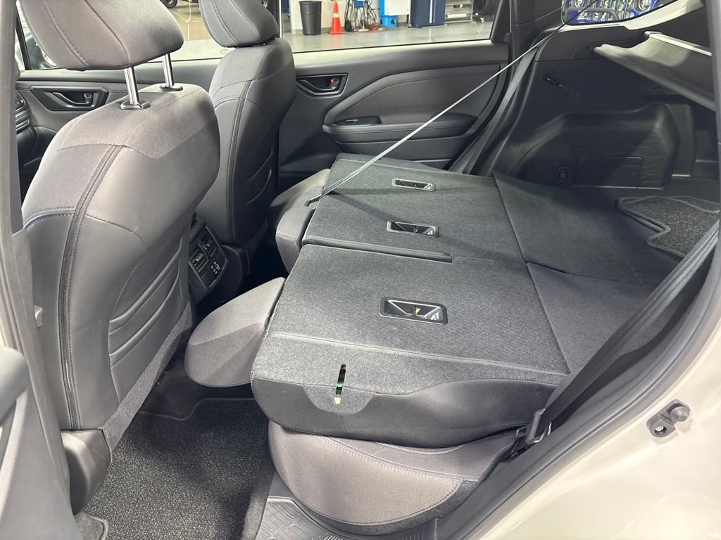 Used 2025 Subaru Forester Premium AWD/4WD image 36