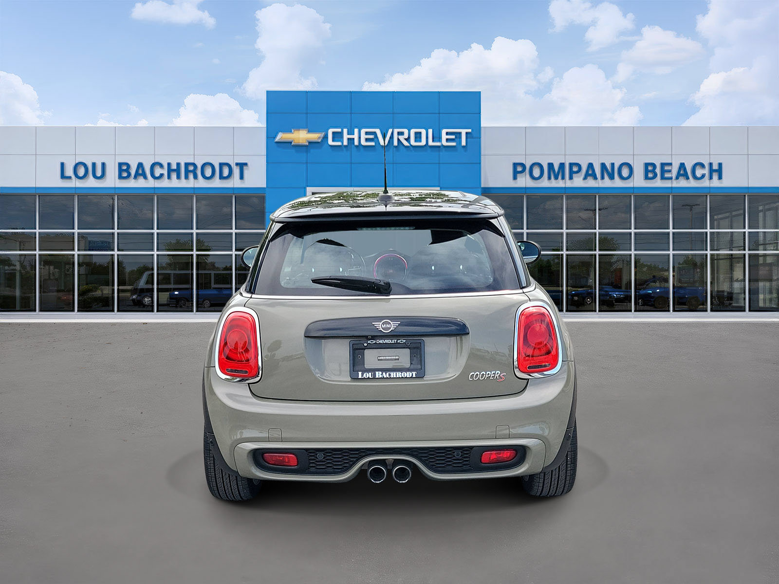 Used 2019 MINI Cooper S w/ Signature Upholstery Package FWD image 4