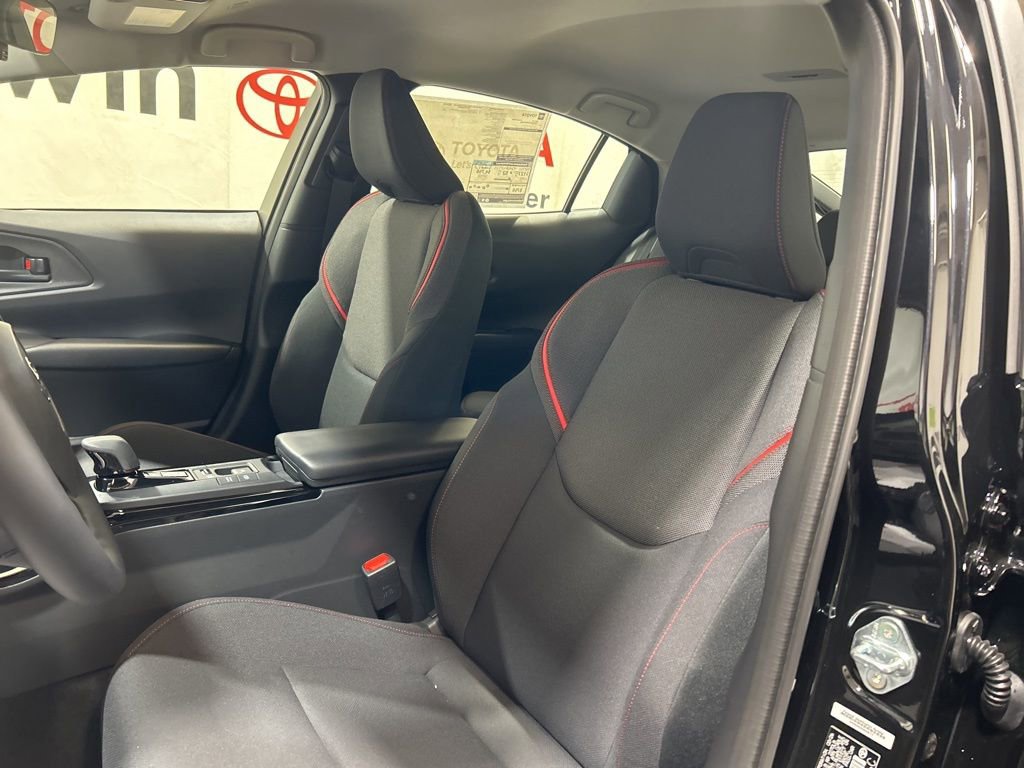 New 2026 Toyota Prius Plug-In Hybrid FWD image 25