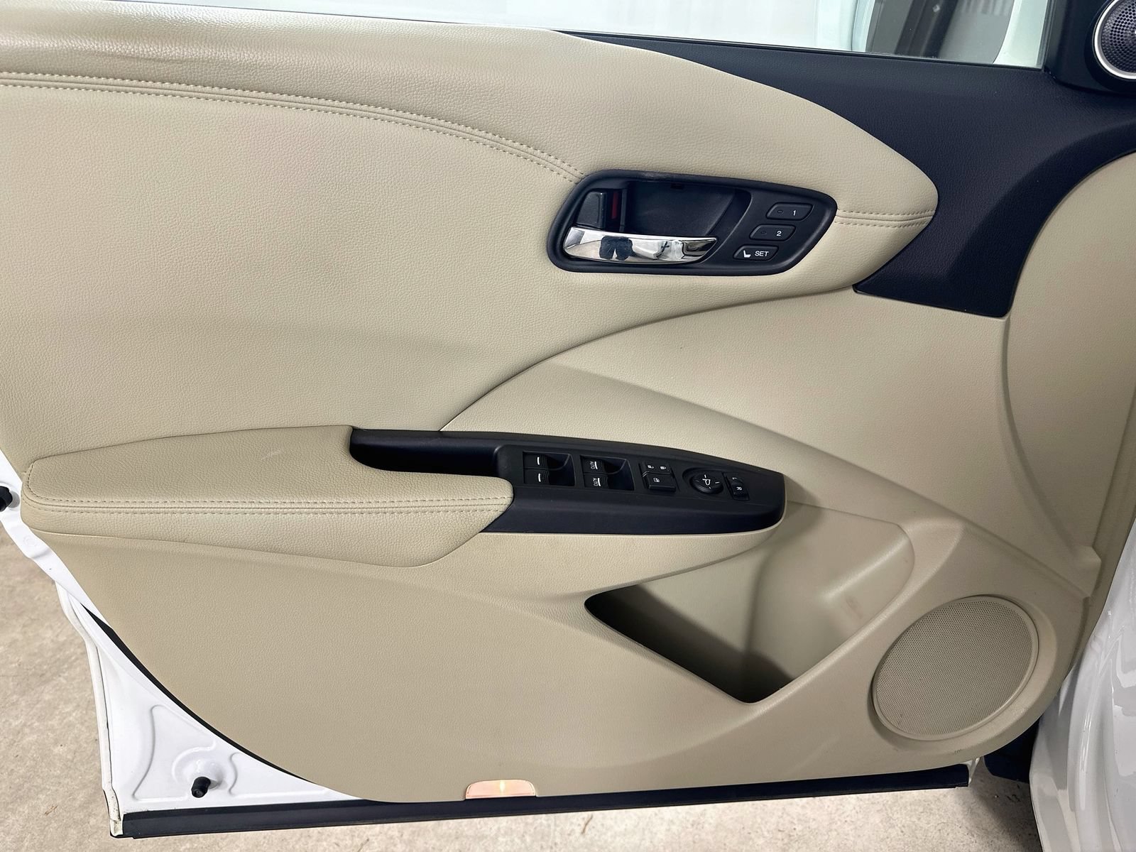 Used 2017 Acura RDX FWD image 16