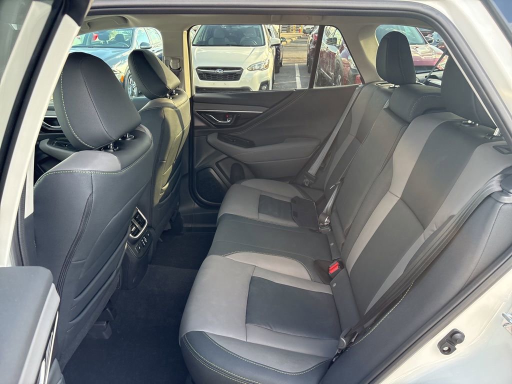 Certified 2025 Subaru Outback Onyx Edition XT image 12
