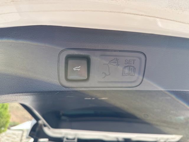 Used 2023 Ford Expedition Max XLT AWD/4WD image 10