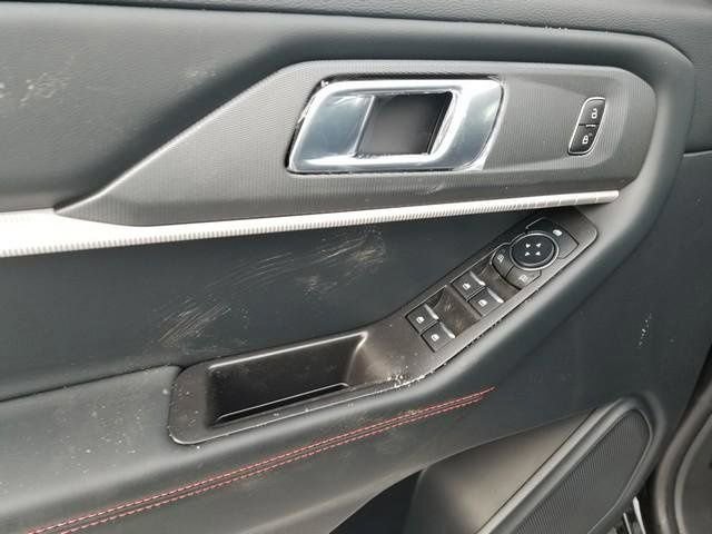 New 2026 Ford Explorer ST-Line w/ ST-Line Street Pack image 12