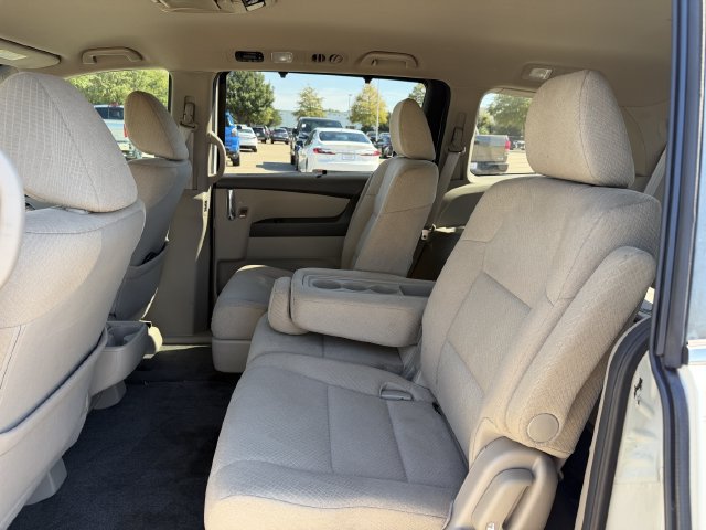 Used 2017 Honda Odyssey SE image 25