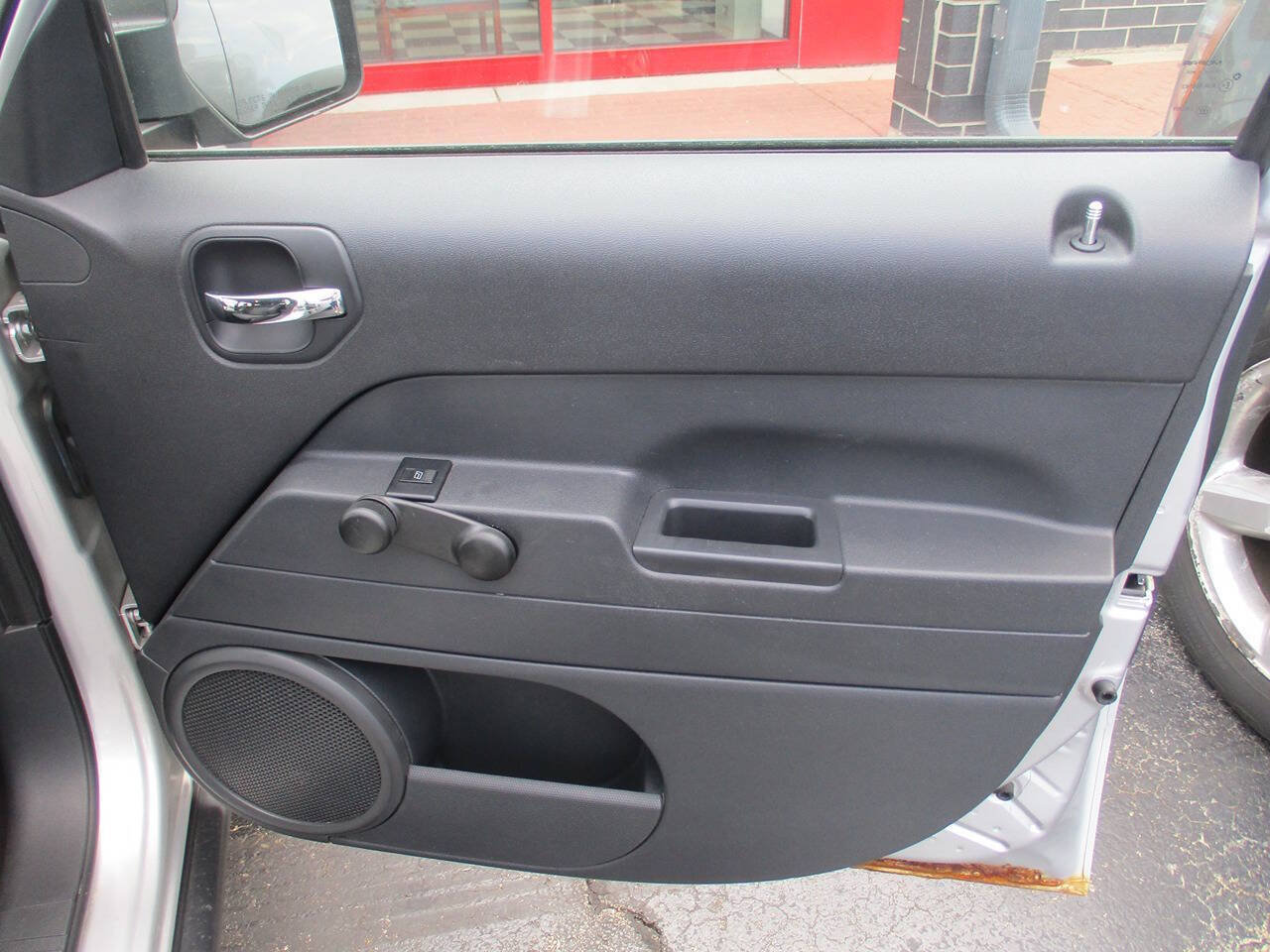 Used 2010 Jeep Patriot Sport FWD image 23