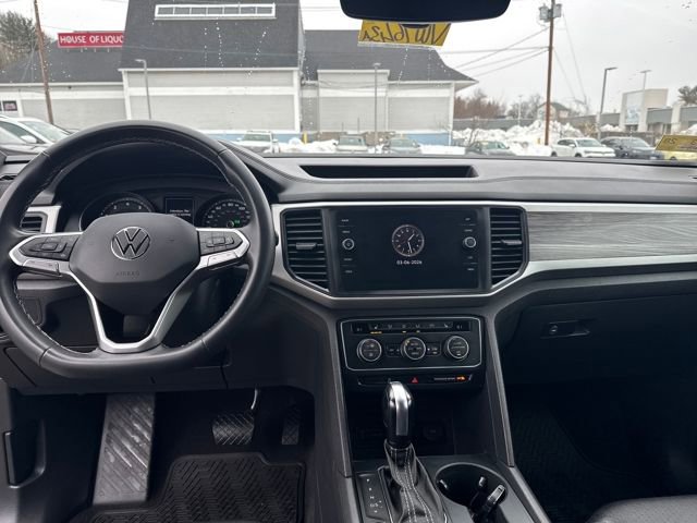 Certified 2021 Volkswagen Atlas Cross Sport SE image 16
