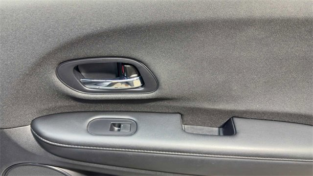 Used 2022 Honda HR-V Sport image 13