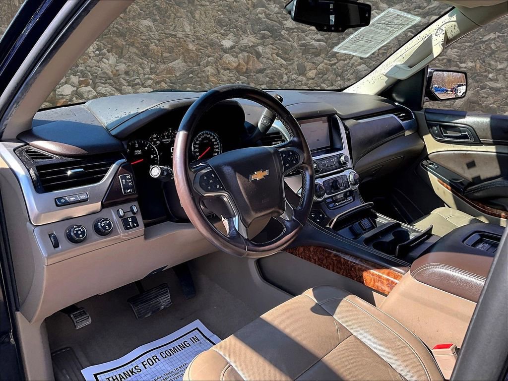 Used 2020 Chevrolet Suburban Premier image 12