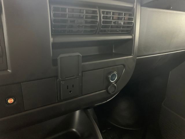 New 2025 Chevrolet Express 3500 Work Van w/ Driver Convenience Package image 42