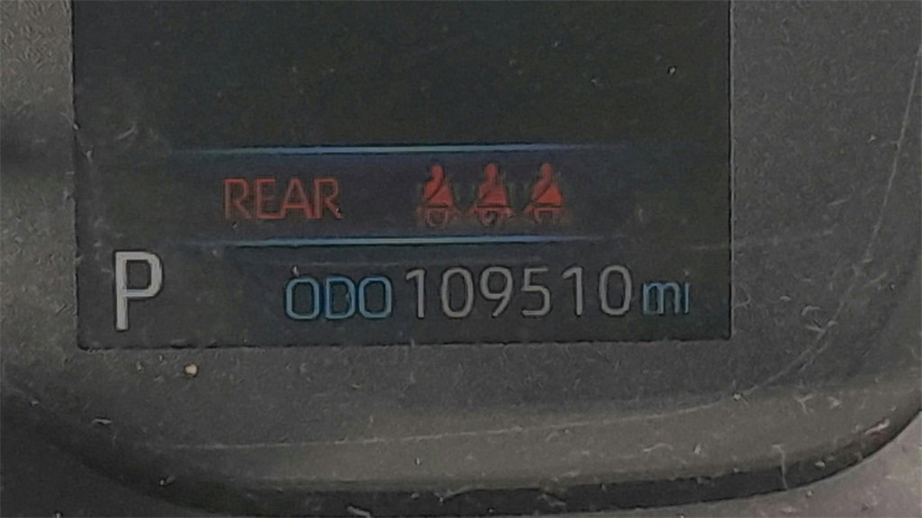 Used 2022 Toyota Corolla LE image 23