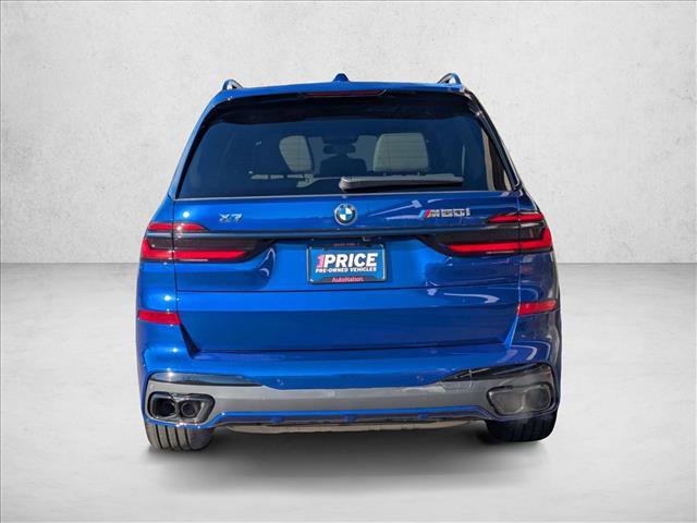 Used 2025 BMW X7 M60i w/ Executive Package image 7