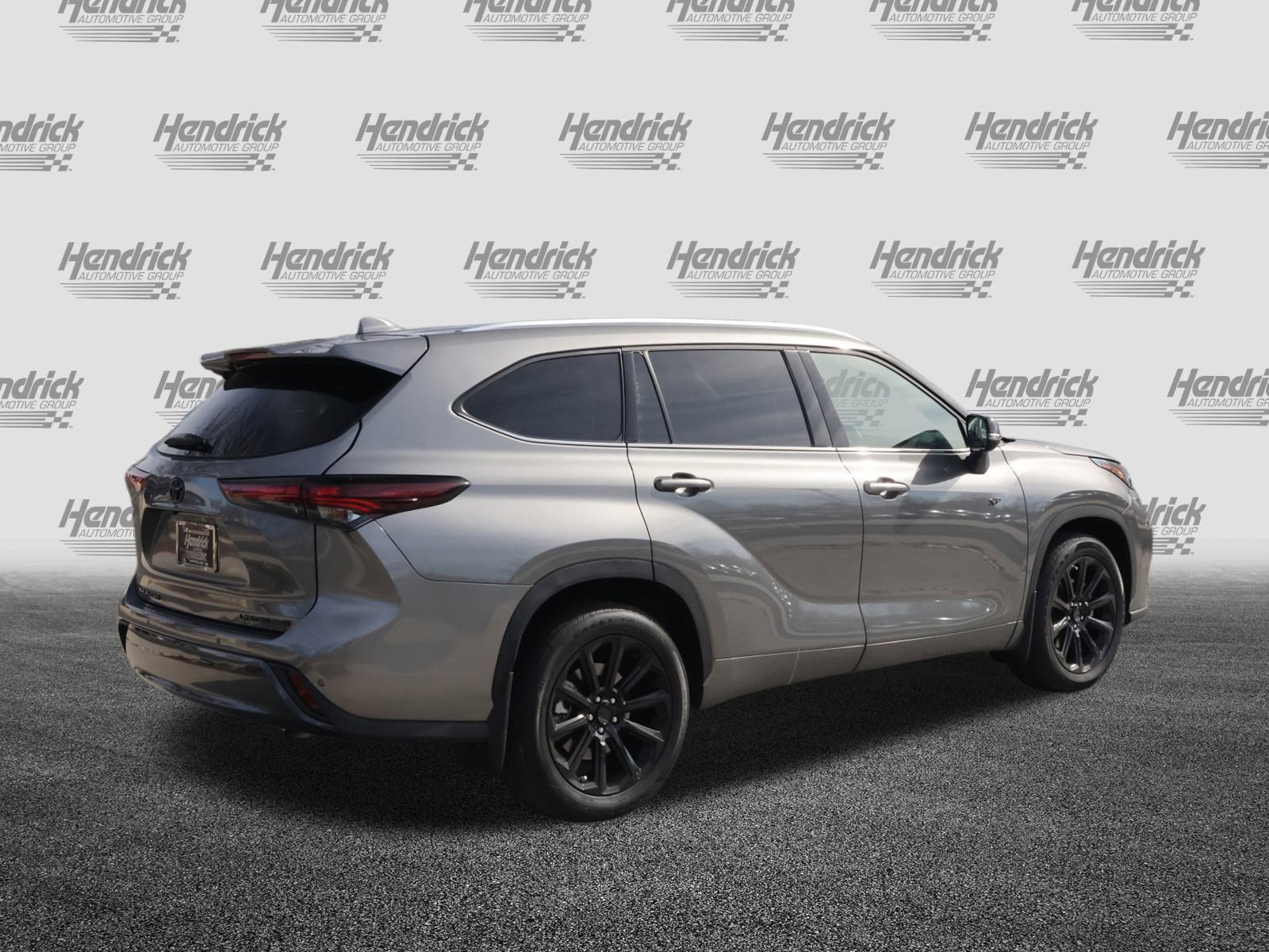 Used 2025 Toyota Highlander Limited image 9