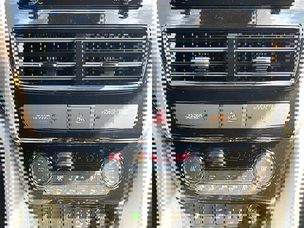 New 2025 Mitsubishi Eclipse Cross SEL image 13