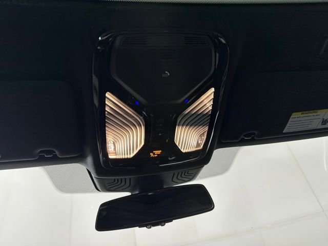 Used 2018 BMW 530e xDrive image 23