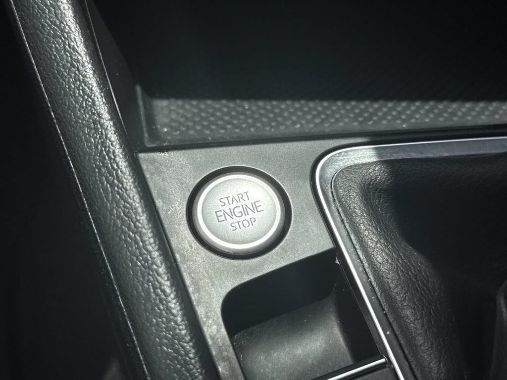 Used 2023 Volkswagen Jetta SE FWD image 18