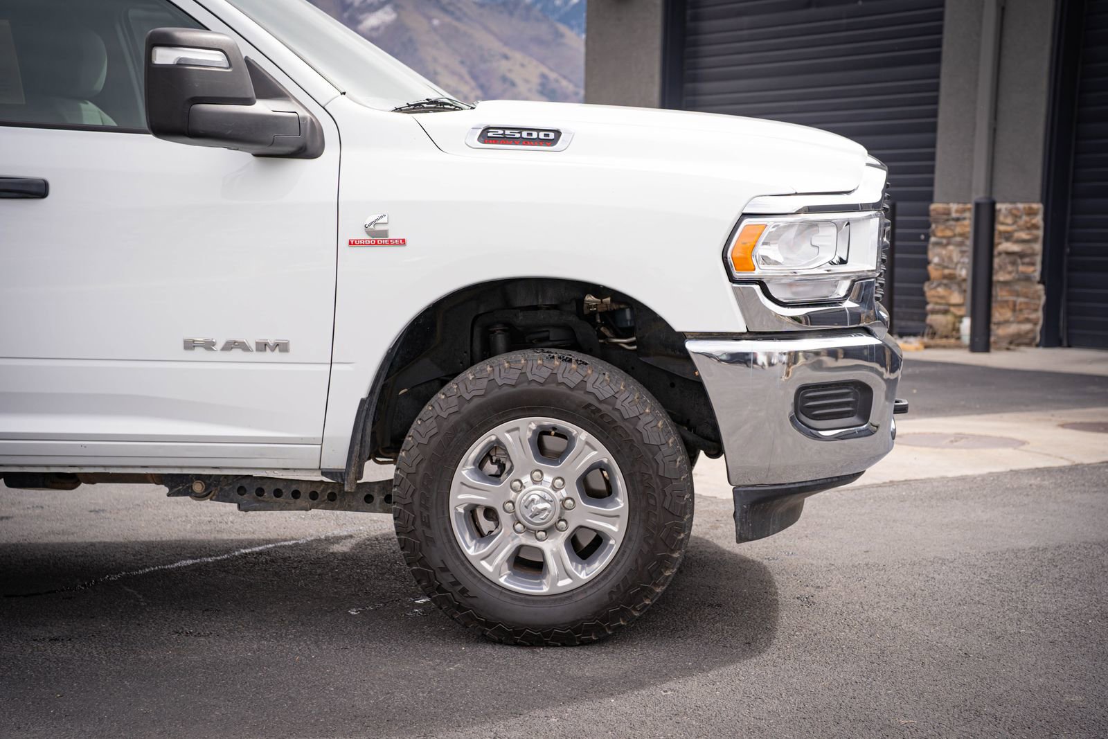 Used 2023 RAM 2500 Big Horn w/ Cold Weather Group AWD/4WD image 4