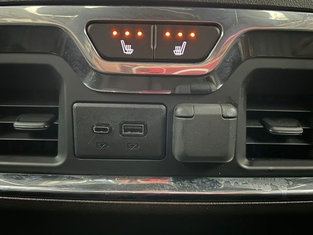 Used 2020 GMC Sierra 2500 Denali w/ Denali Ultimate Package image 16