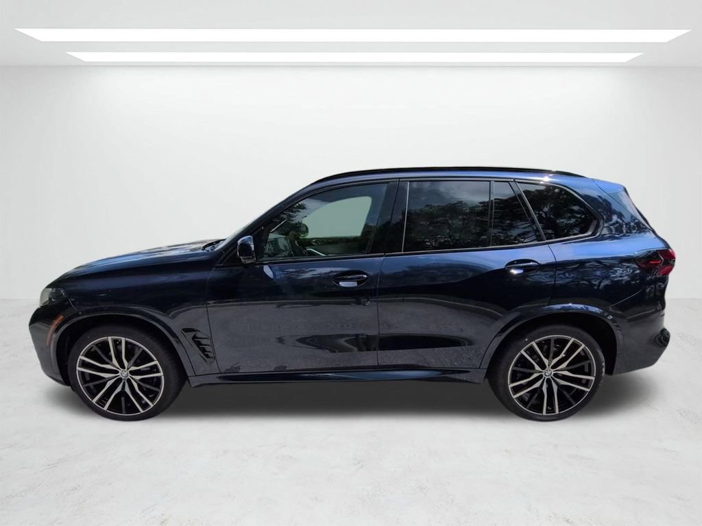New 2026 BMW X5 xDrive40i w/ M Sport Package AWD/4WD image 7