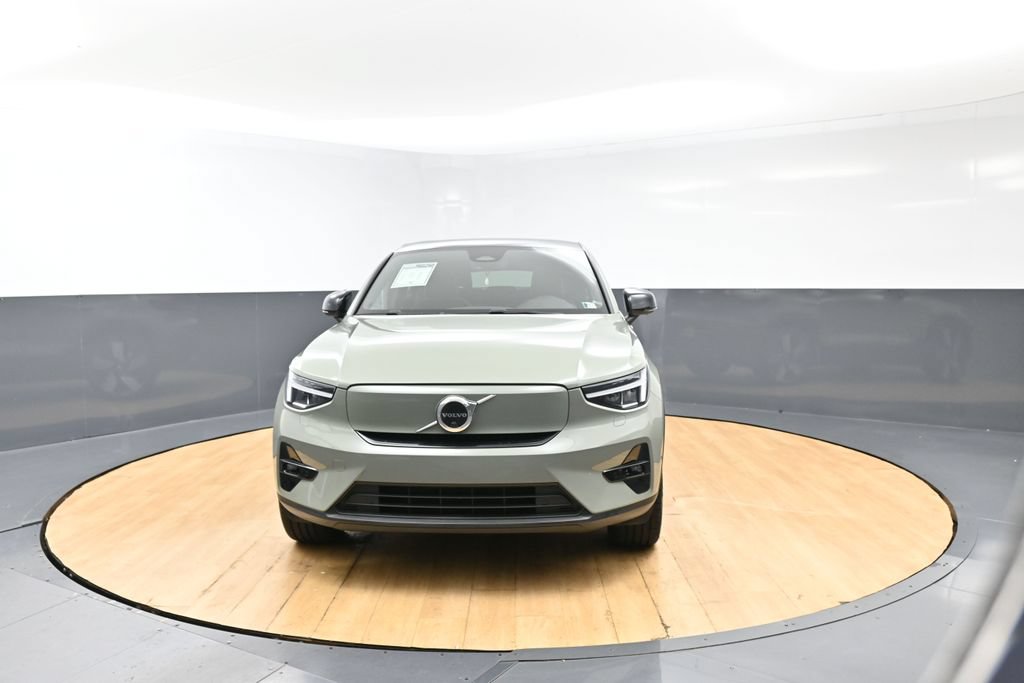 Used 2023 Volvo C40 P8 Recharge Ultimate AWD/4WD image 3