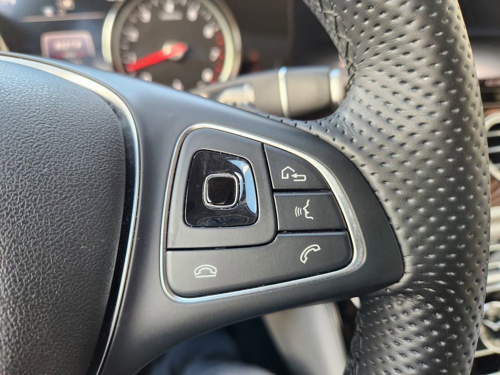 Used 2018 Mercedes-Benz E 300 image 29