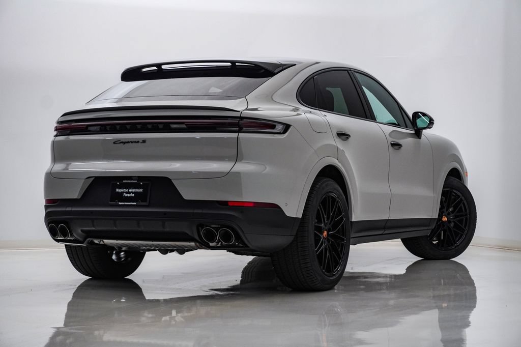 New 2026 Porsche Cayenne S AWD/4WD image 11