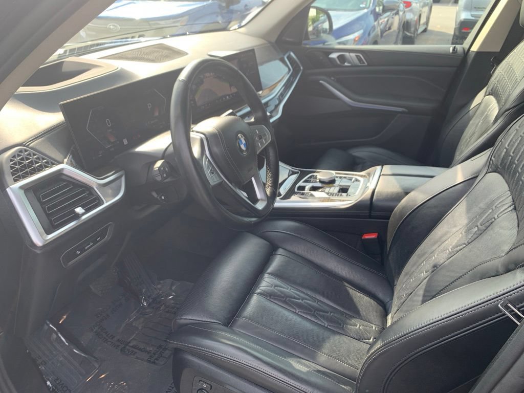 Used 2025 BMW X7 xDrive40i AWD/4WD image 15