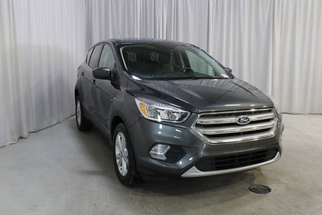 Used 2019 Ford Escape SE image 35