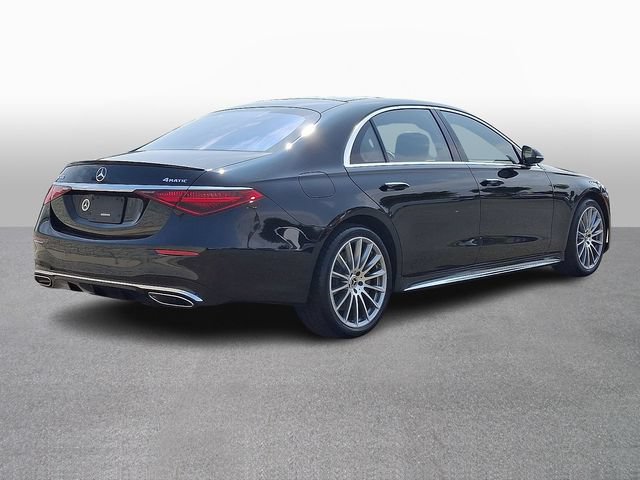 Used 2022 Mercedes-Benz S 500 4MATIC image 4