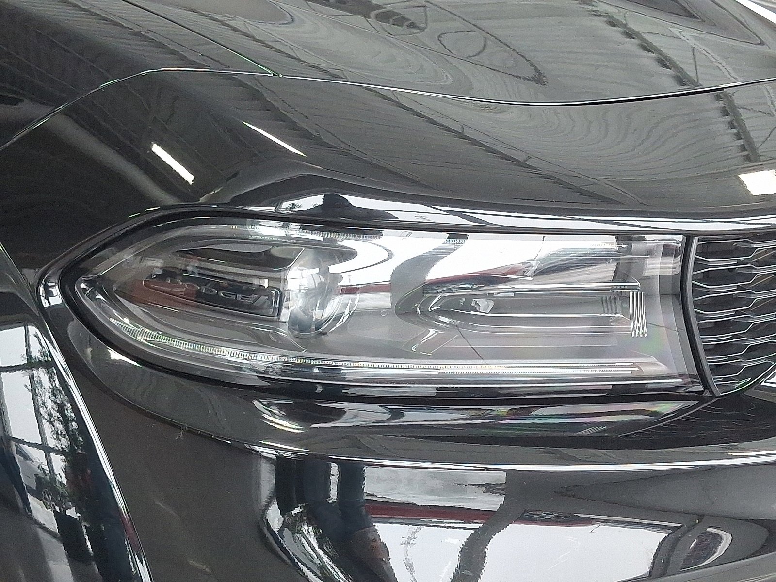 Used 2022 Dodge Charger SRT Hellcat w/ Harman/Kardon Audio Group image 9